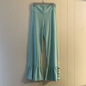Big Ruffle pants